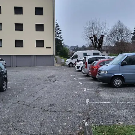 Zen Le Granier Centre - Parking